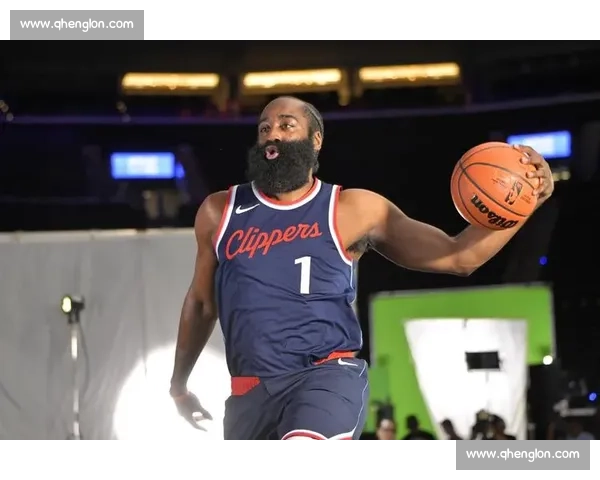 哈登降薪 4000 万续约快船!终老洛城诠释忠诚,双核架构剑指总冠军 哈登降薪 4000 万续约快船!终老洛城诠释忠诚,双核架构剑指总冠军