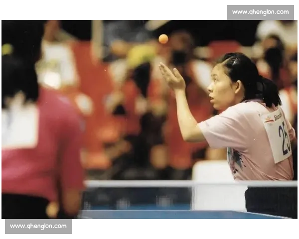 邓亚萍走进印刷学院附小：体育教会孩子 “输得起” 的人生哲学