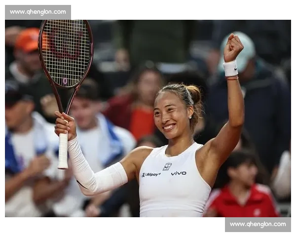 郑钦文柏林站晋级！对手情绪失控砸观众 + 罢赛，一轮游爆冷