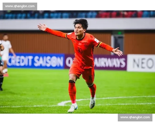 换帅后首战!国足大连集训启程,东亚杯剑指突破